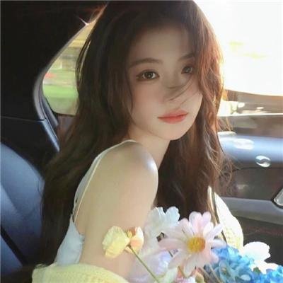 顶楼左边那栋房子